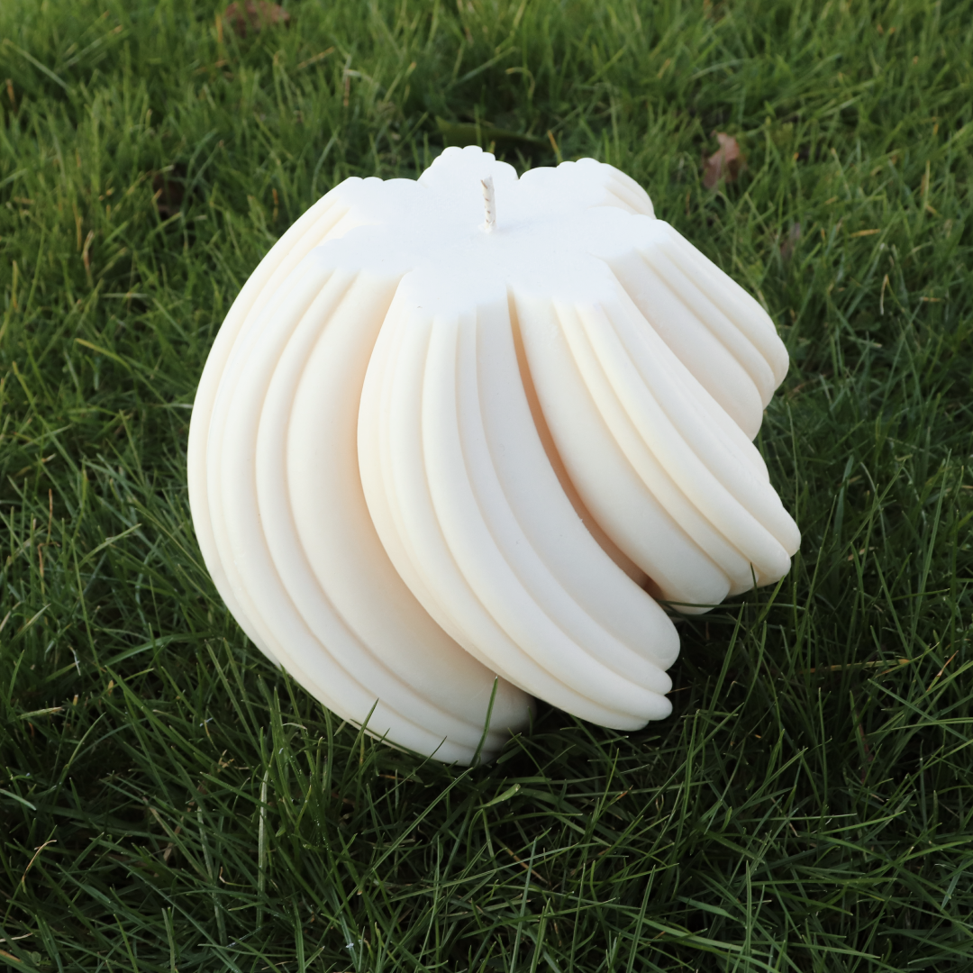 Large Snow Flake Swirl